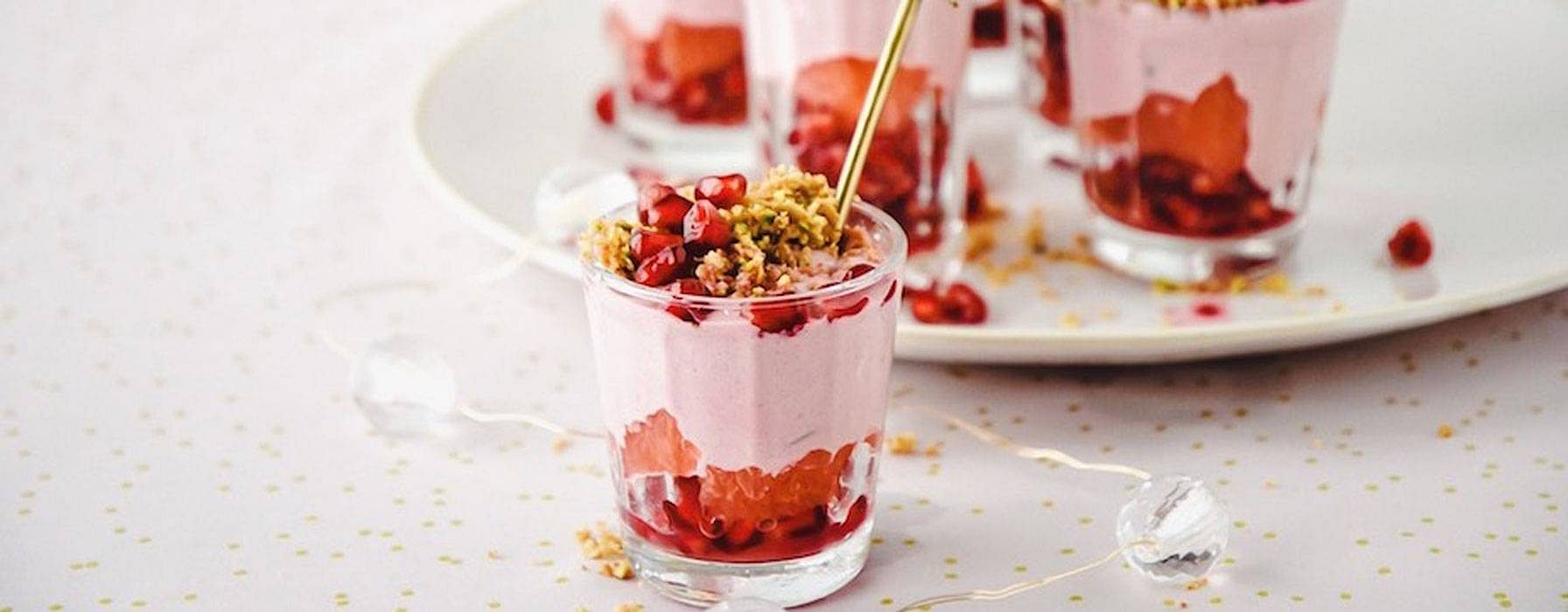 Granatapfelcreme im Gläsern