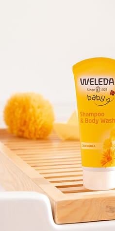 Šampon a sprchový gel Weleda Baby s calendulou