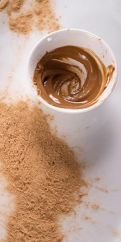 Ciotola con argilla curativa