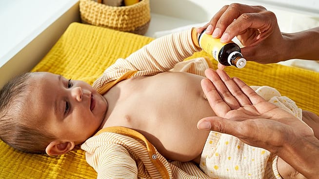 Baby bei der Massage