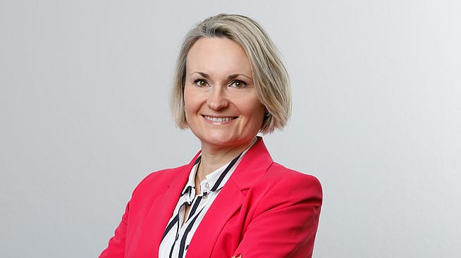 Frau Andrea Meyer-Stroink