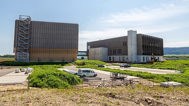Aussanlage von der Seite