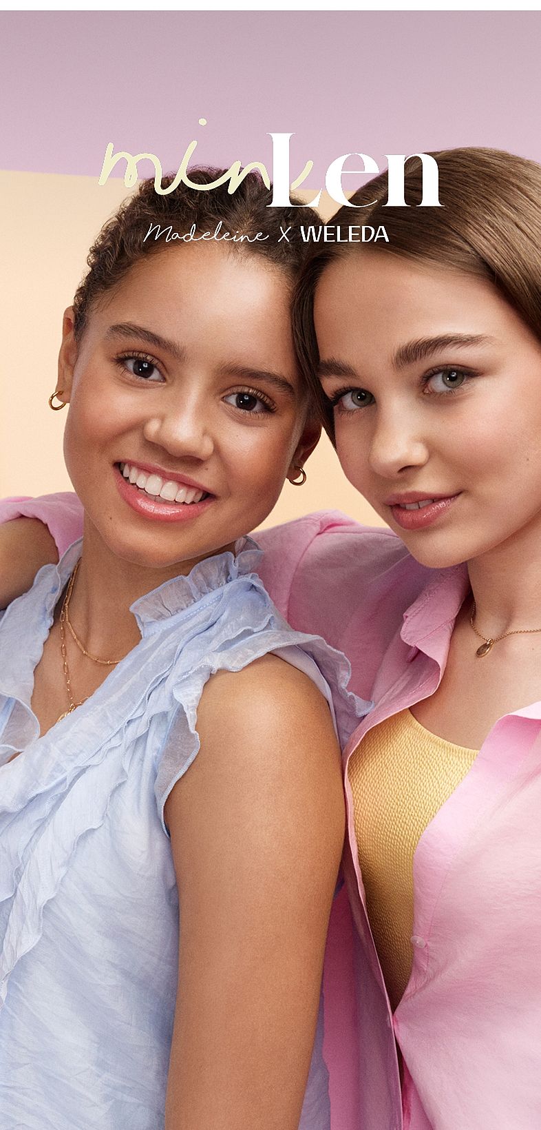 Zwei Mädchen strahlend