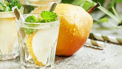 Birch Juice Spritzer with pear