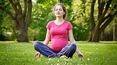 embarazada naturaleza nuevo centro postura