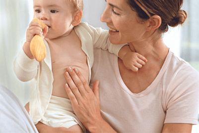 Baby met moeder