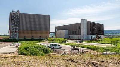 Aussanlage von der Seite