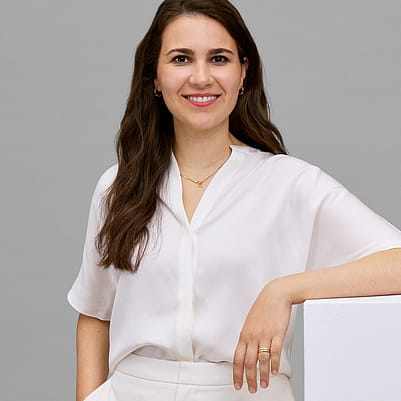 Dr. Alice Martin