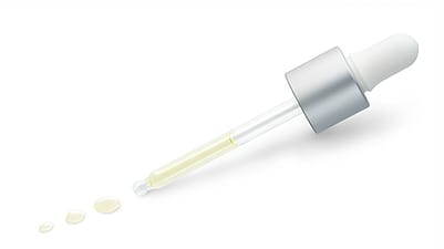 Pipette mit gelblichem Oel