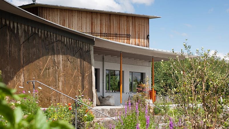 Gebäude im Weleda-Heilpflanzengarten