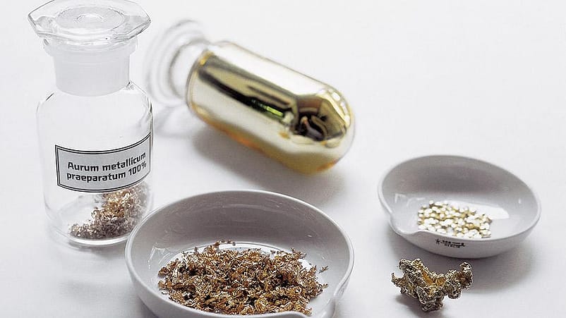 instruments pour miroirs en or