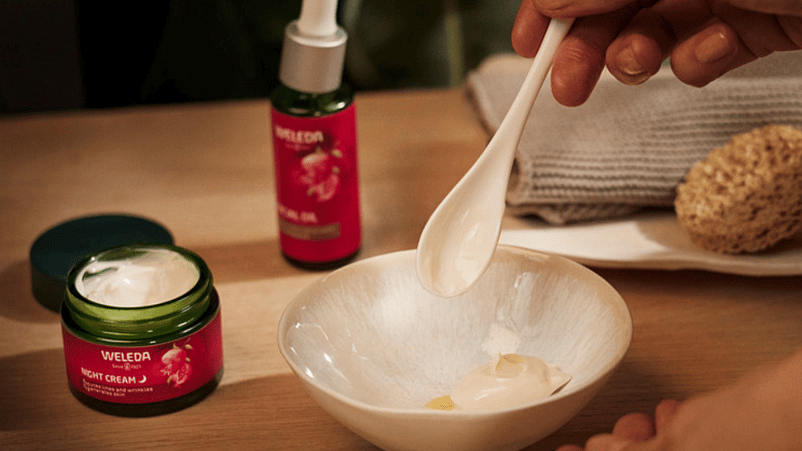 cabecera mezclar serum con crema facial