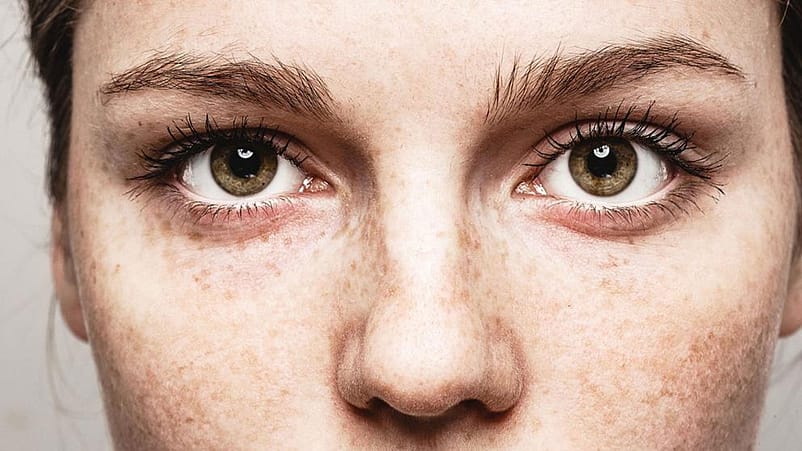 Augen einer jungen Frau