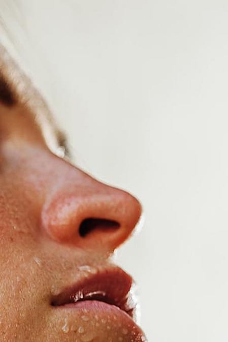 hd_woman_sweating