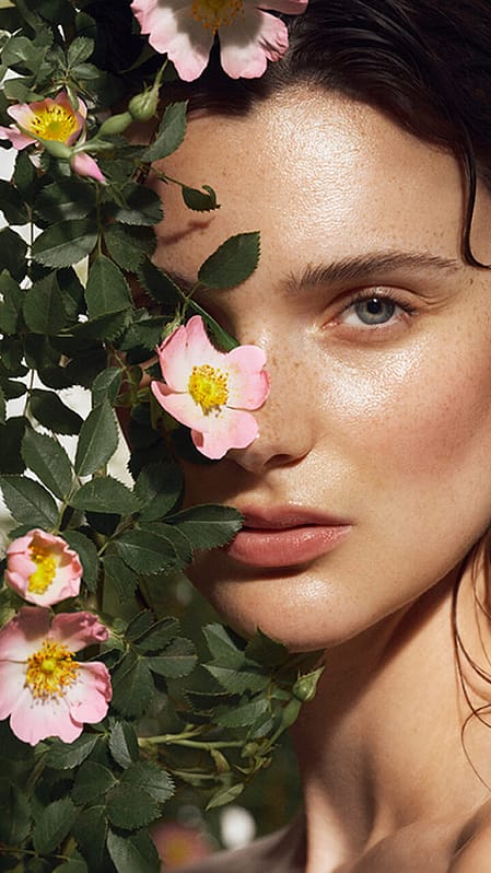bloemen en vrouw