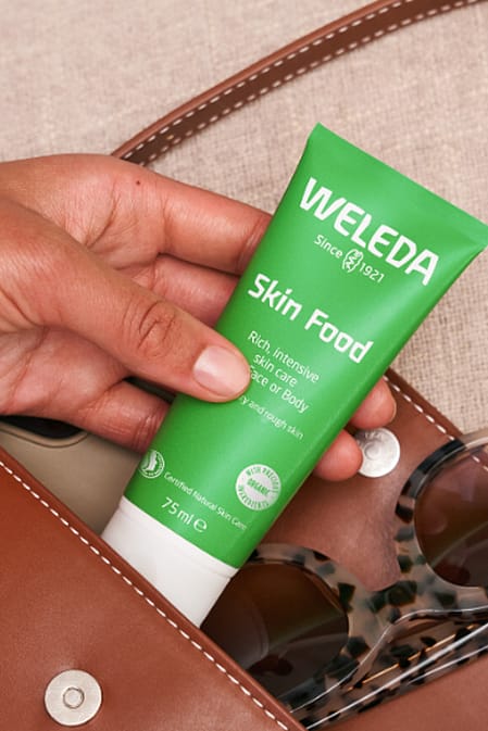 Skin Food podkladová báze v kabelce