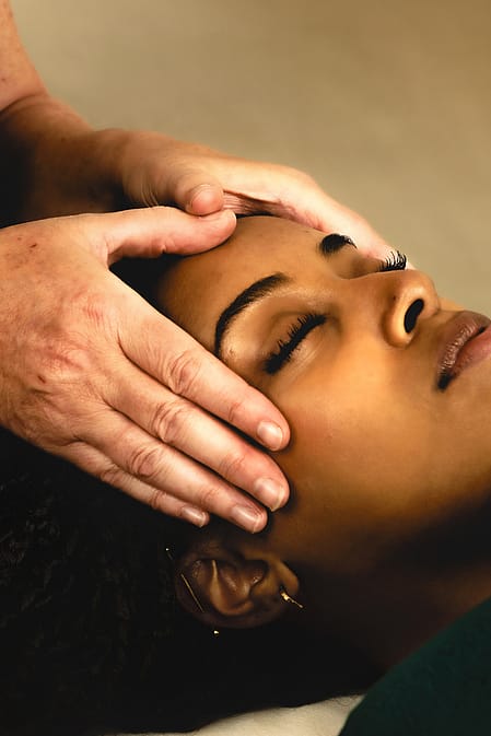 Esthetician facial course