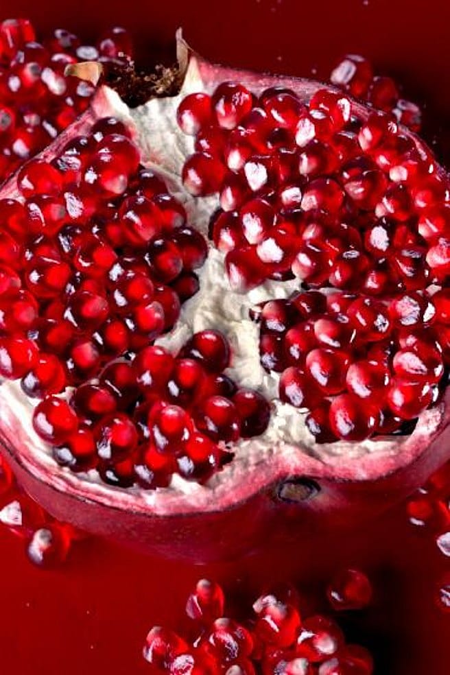 Aufgeschnittener Granatapfel
