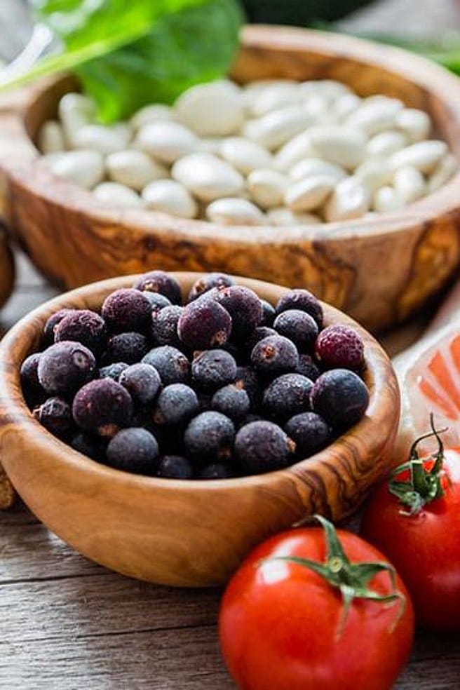 Heidelbeeren, Lachs, Nüsse