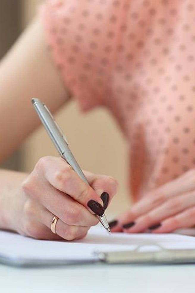 personne qui étudie