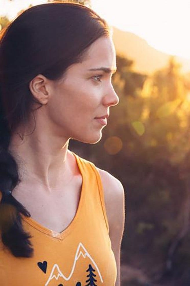 mujer haciendo deporte