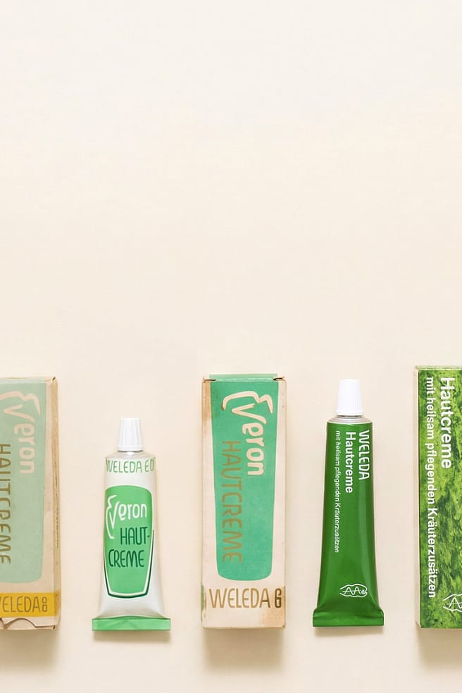 Kvinna iklädd gala klänning