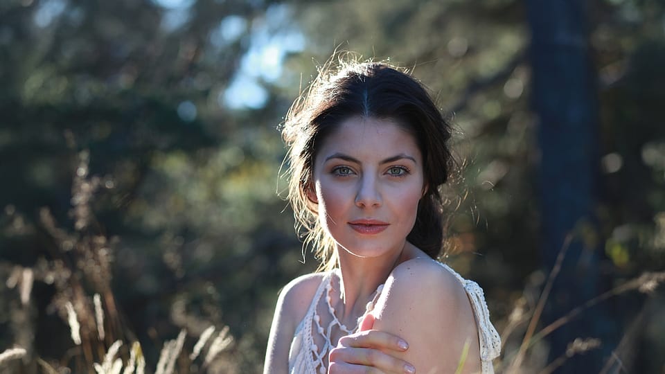 Une Femme dans la nature