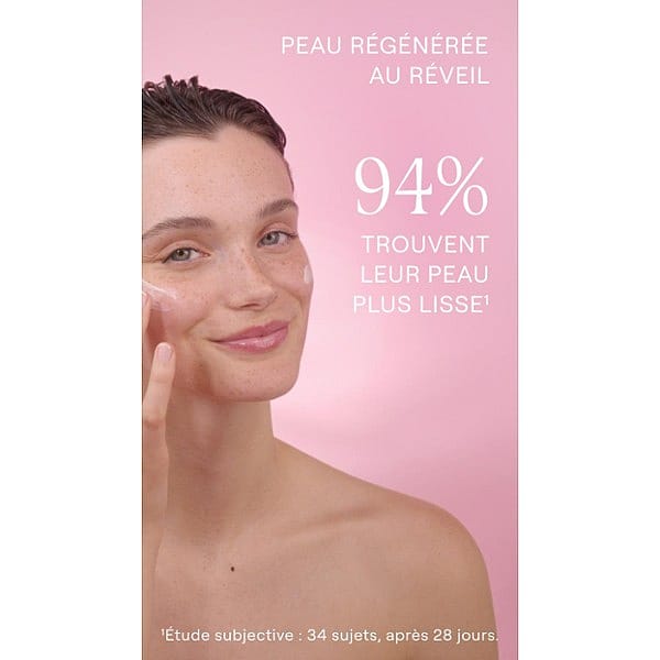 Crème de nuit lissante rose musquée et thé blanc : peau régénérée au réveil. 94% trouvent leur peau plus lisse.