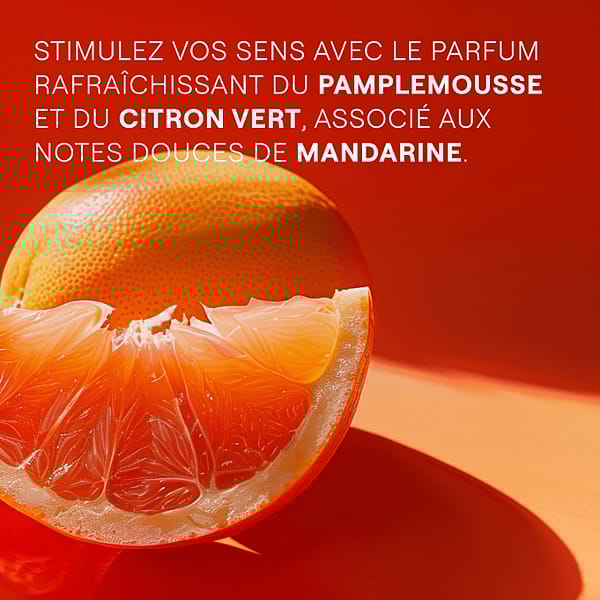 Pamplemousse. Pamplemousse tranché. Stimulez vos sens avec le parfum rafraîchissant du pamplemousse et du citron vert.
