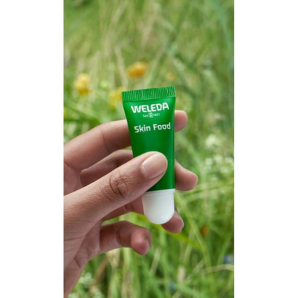 Skin Food Light and Lip Balm Set
