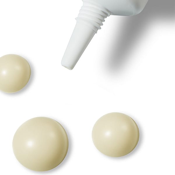 Contorno de Ojos Reafirmante de Granada y Péptidos de Maca