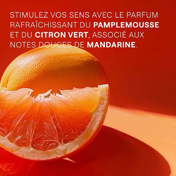 Pamplemousse. Pamplemousse tranché. Stimulez vos sens avec le parfum rafraîchissant du pamplemousse et du citron vert.