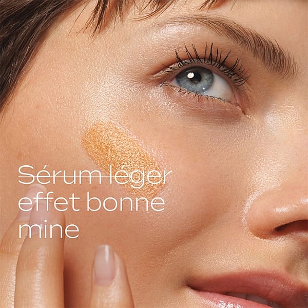 Sunkissed Bronzing serum drops : sérum léger, effet bonne mine.
