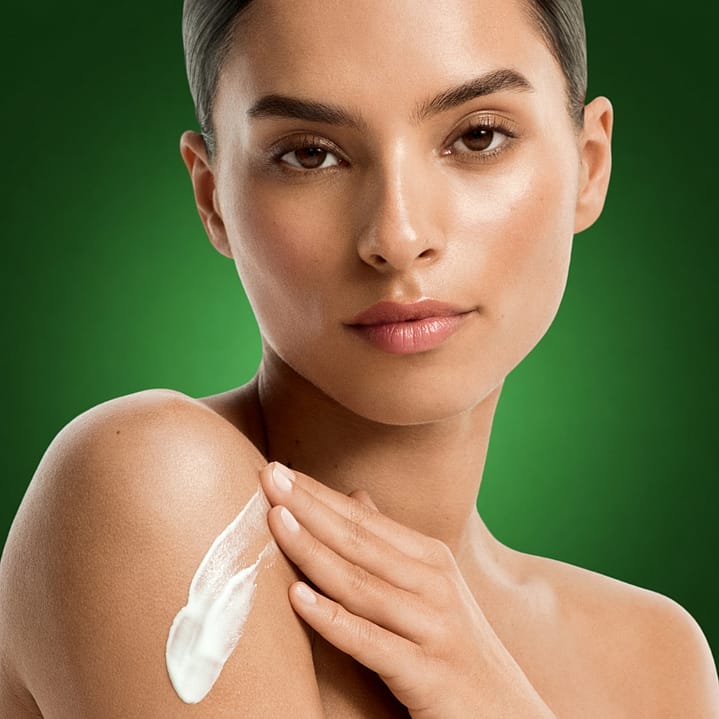 100 let Skin Food. A proč je tenhle ikonický zelený krém stále beauty must-have